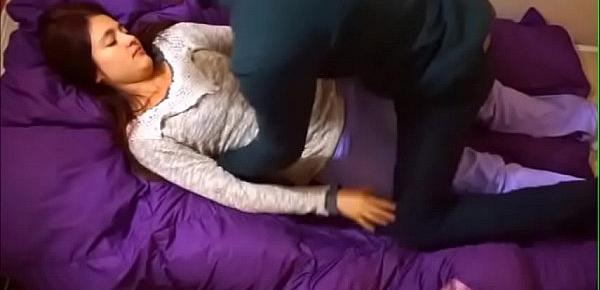  Horny British Boy Fucking His Airbnb Teen Host in Her Parents Room